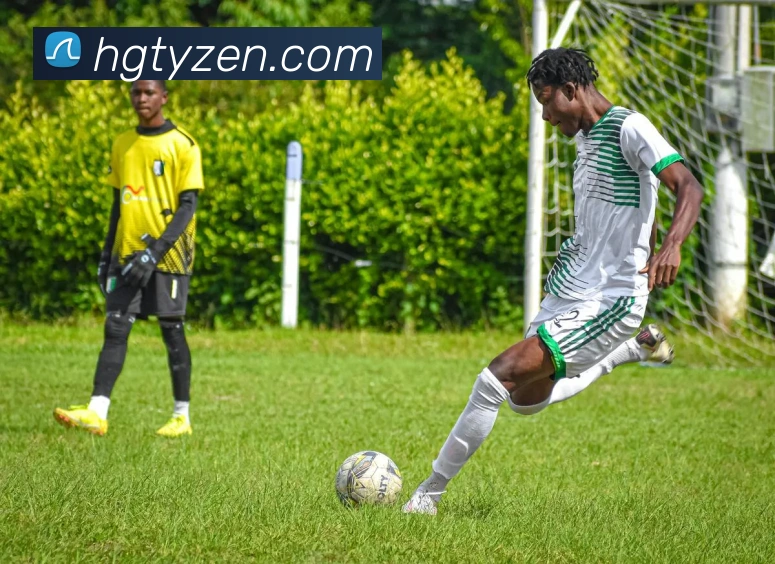 C罗手势暗示遭偷窃或将面临禁赛与罚款处罚